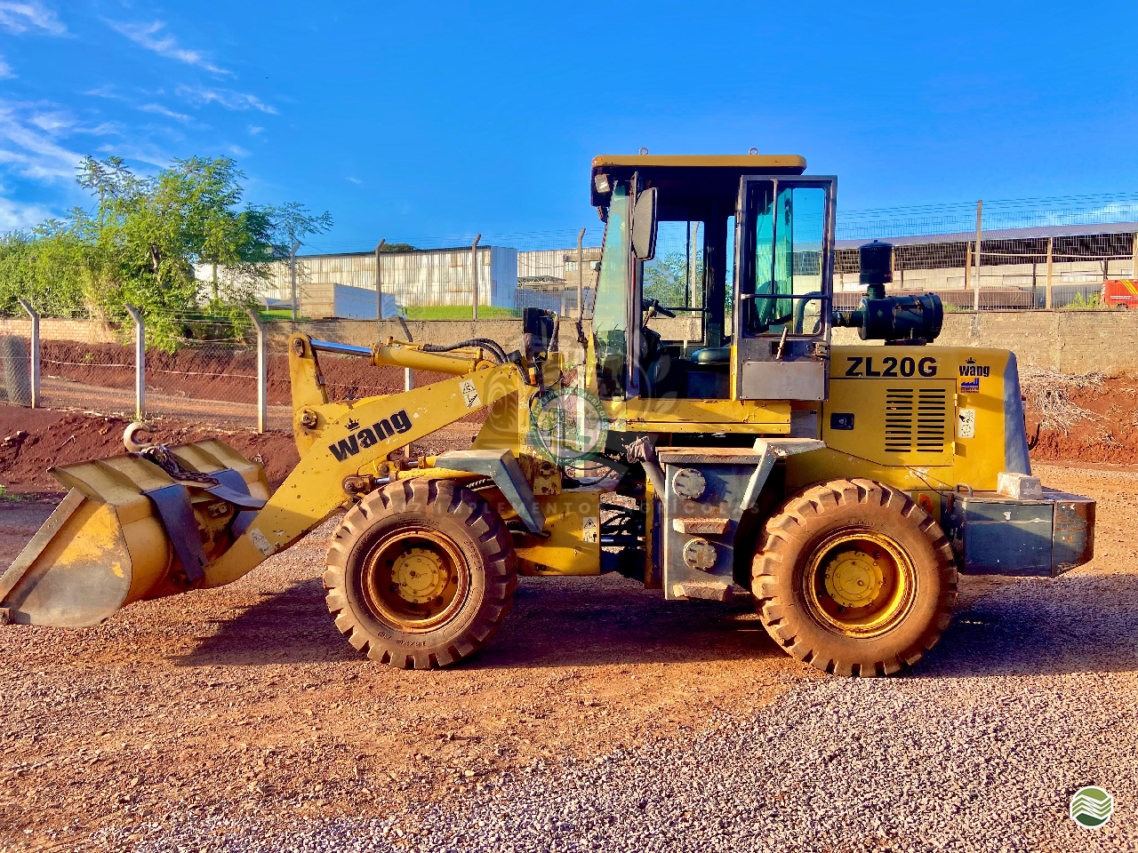 PA CARREGADEIRA WANG ZL20G JZ Implementos Agrícolas TOLEDO PARANÁ PR